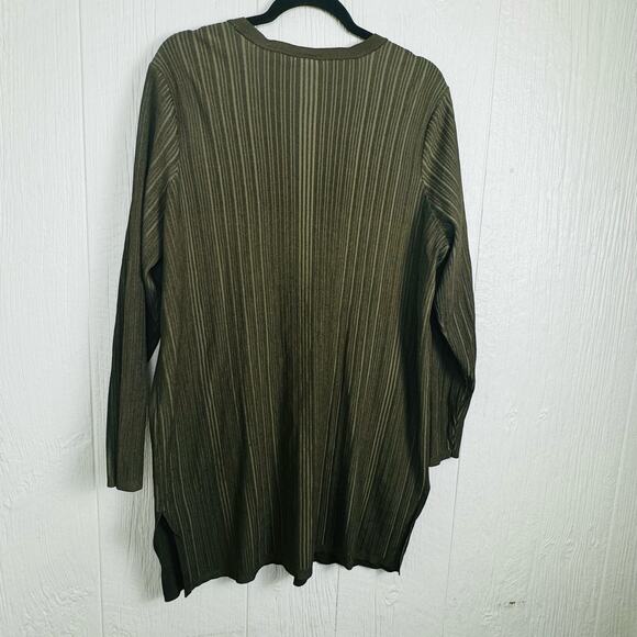 Chico's Flat-Back Ribbed Cardigan Sweater Green Button Front Pockets Women SZ 2 - Picture 4 of 10